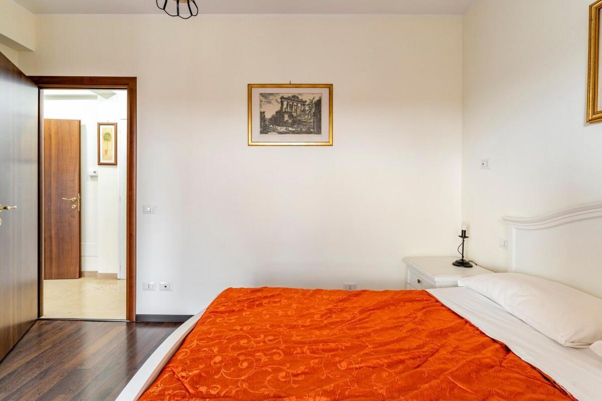 Casa Vacanze Alessio Rom Eksteriør billede